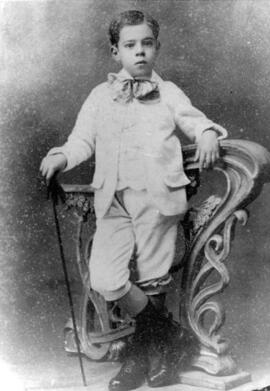Sérgio Buarque de Holanda aos 9 anos de idade